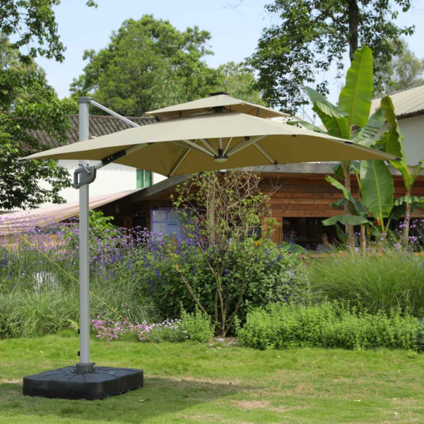 Charming treasure parasol