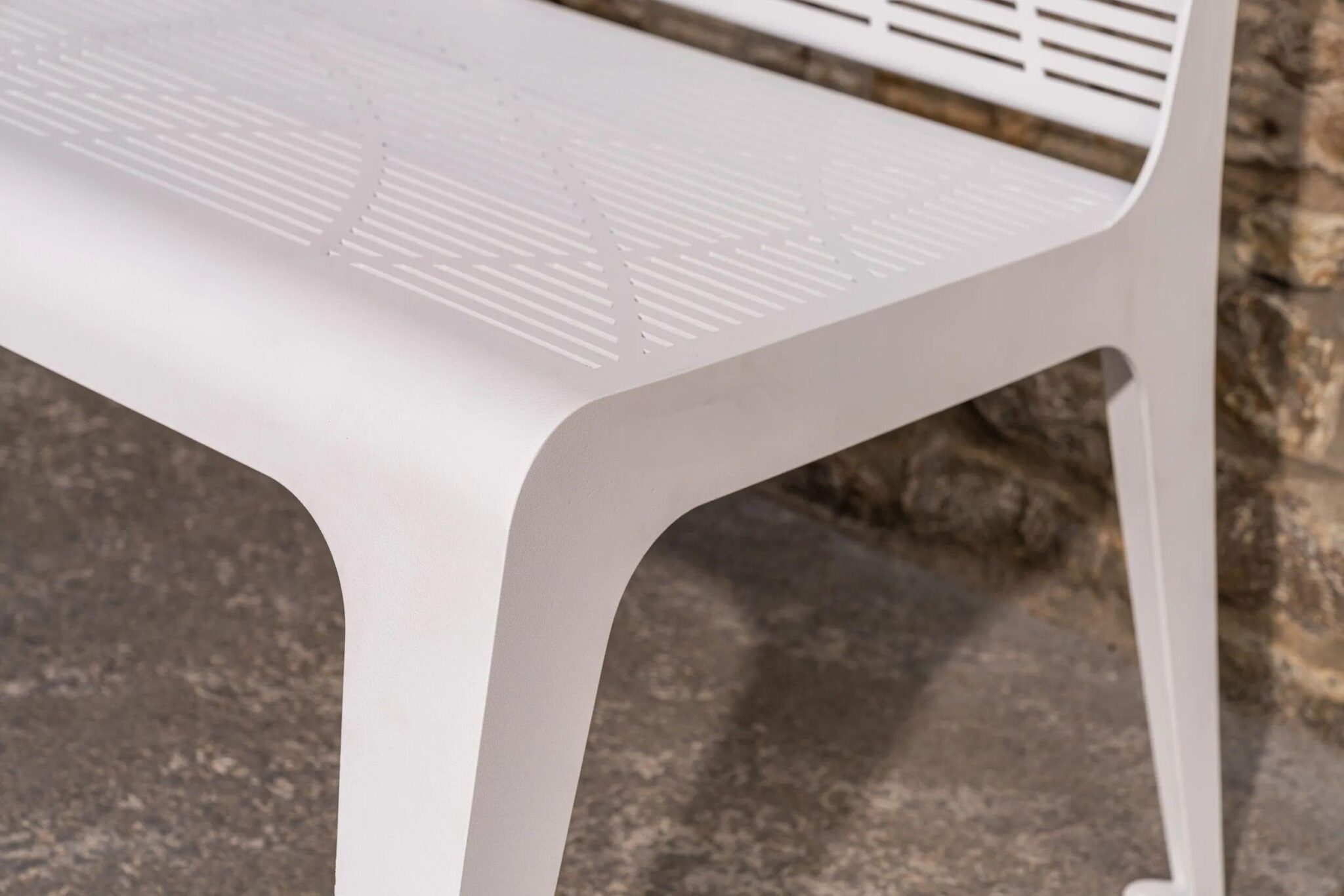 Modern Aluminum Garden Bench Laser Cut for Luxury Resort | Contract Grade - Image 5