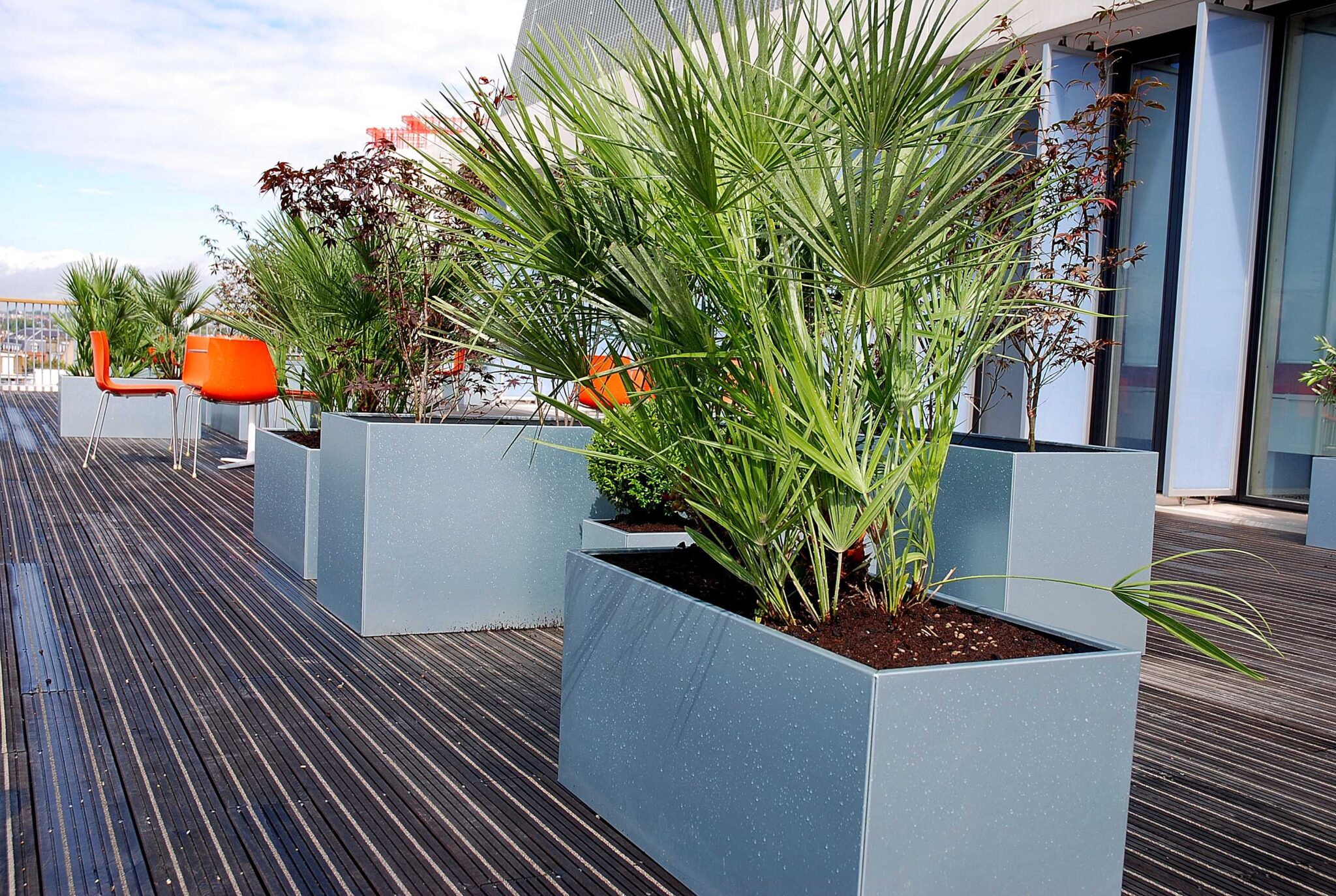 Industrial Metal Commercial Outdoor Planters for Urban Landscape Projects — Factory Direct - Image 4