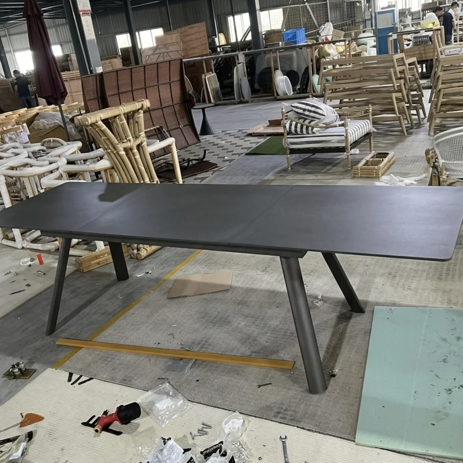 heavy duty extendable outdoor dining table - Image 2