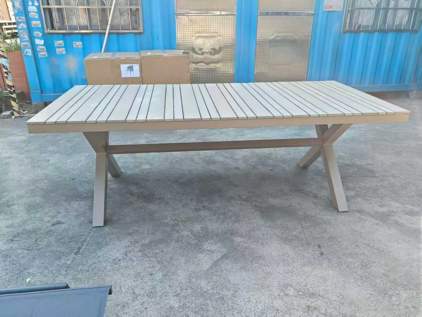 Rectangular Aluminum Outdoor Dining Table | Commercial-Grade B2B Wholesale - Image 3