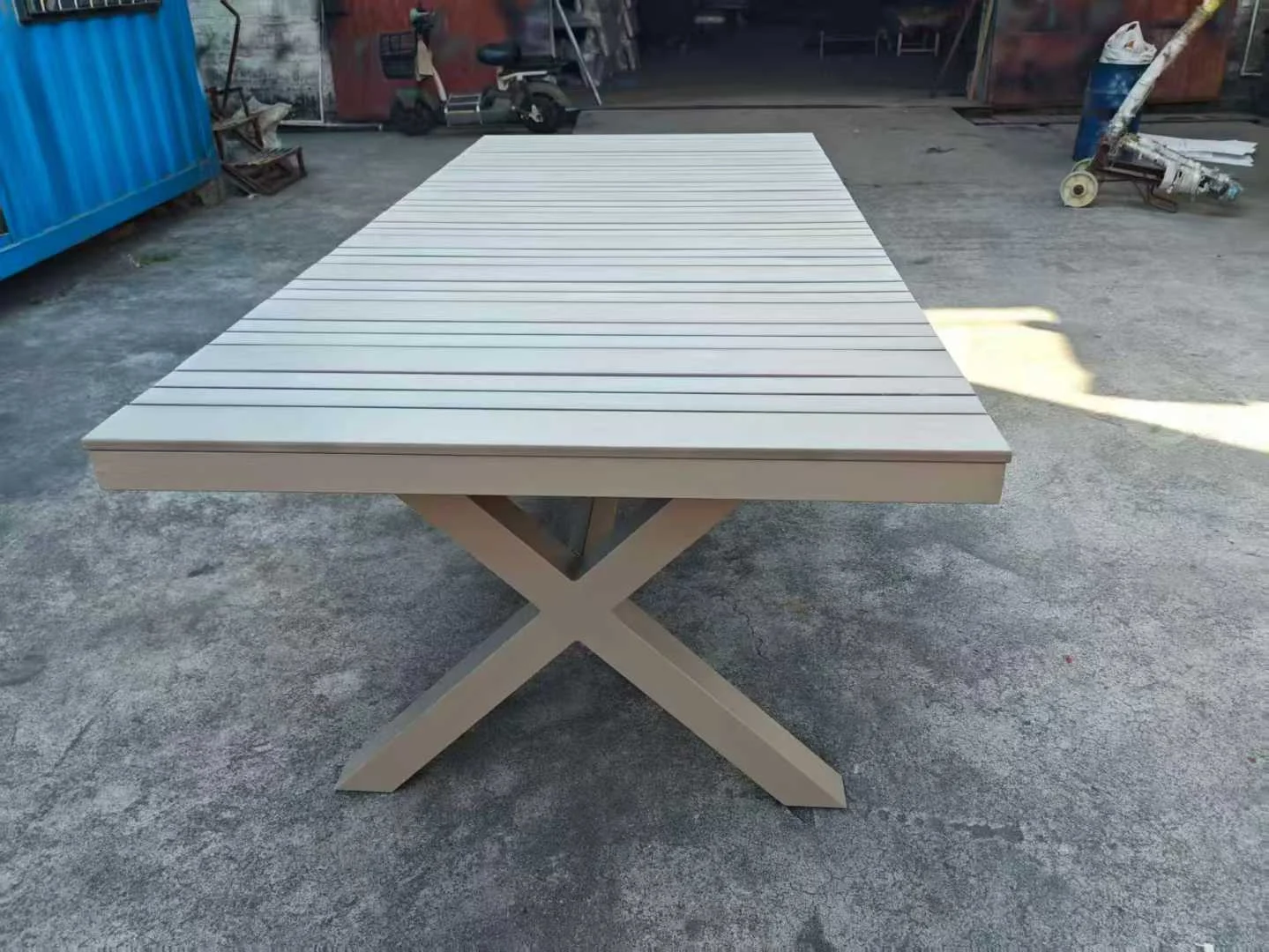 Rectangular Aluminum Outdoor Dining Table | Commercial-Grade B2B Wholesale - Image 4