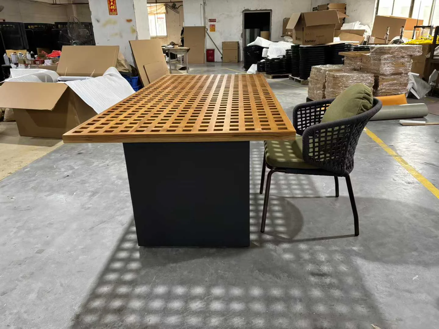 Rectangular Teak Top Outdoor Dining Table | Commercial-Grade B2B Wholesale - Image 3